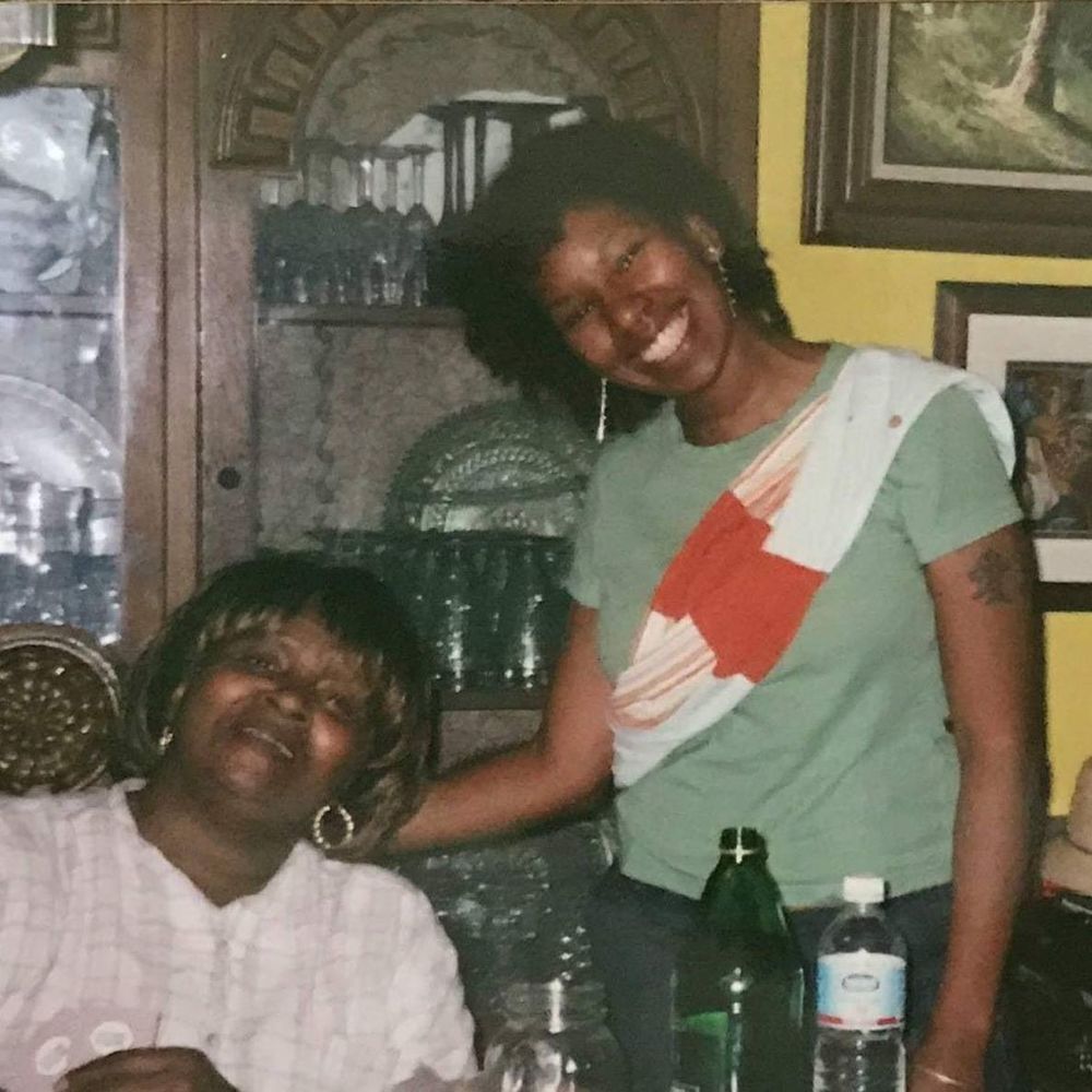 Meet your Posher, Aisha